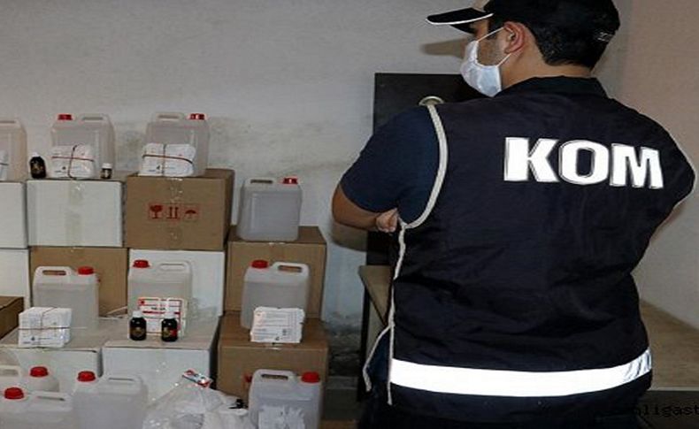 İzmir'deki kaçakçılık operasyonlarında 14 şüpheli hakkında işlem