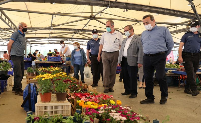 Konak’ta pazaryerlerine Covid-19 denetimi