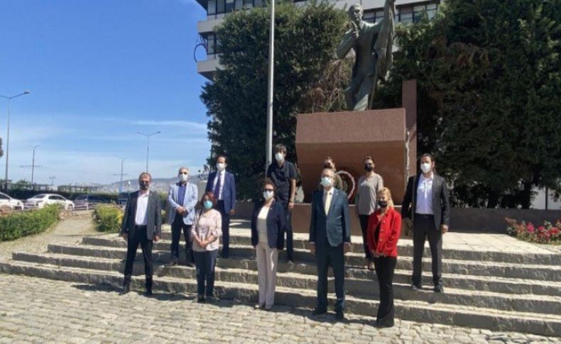Şehit gazeteci Hasan Tahsin İlk Kurşun Anıtı önünde anıldı!