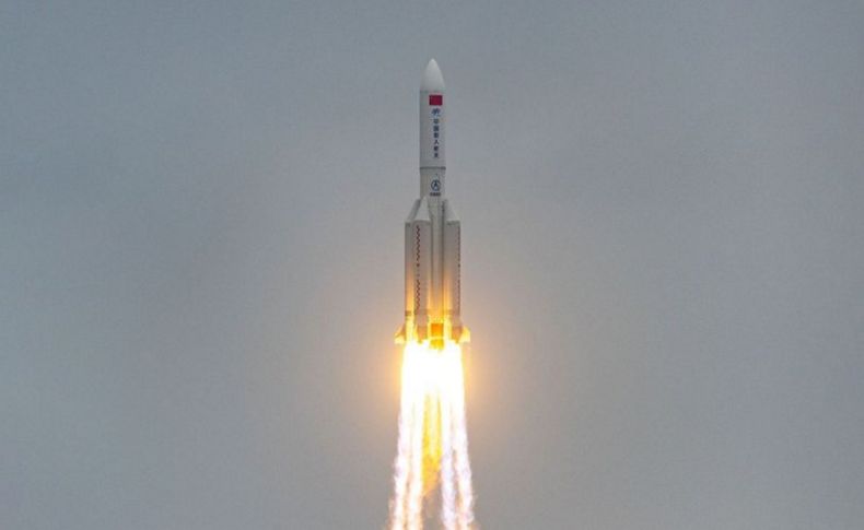Uzaya fırlatılan roket kontrolden çıktı: Dünyaya düşebilir!