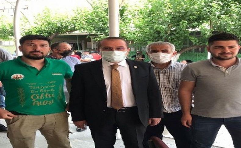 AK Partili Kırkpınar, Kemalpaşa'da vatandaşlarla bir araya geldi