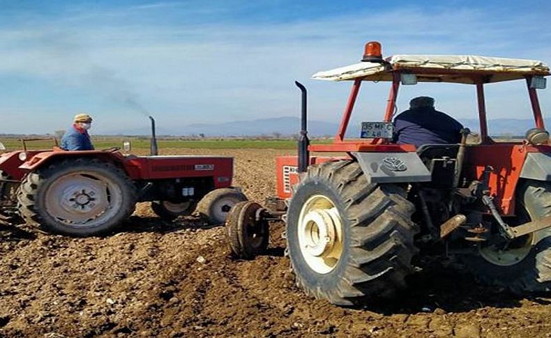 Bergama'da tarıma dolu darbesi