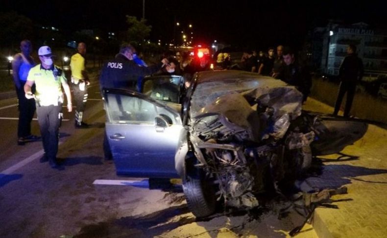 Çanakkale’de feci kaza: 1 astsubay öldü, 1 polis şehit oldu