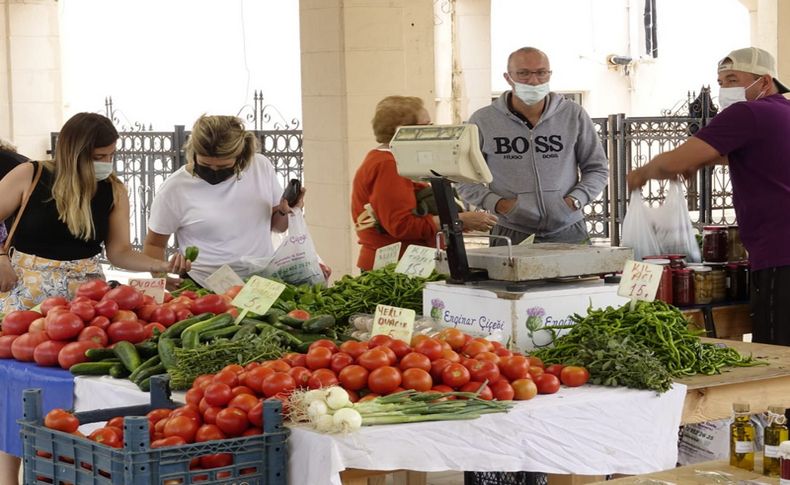 Çeşme’de Tarla’dan Sofra’ya üretici pazarı