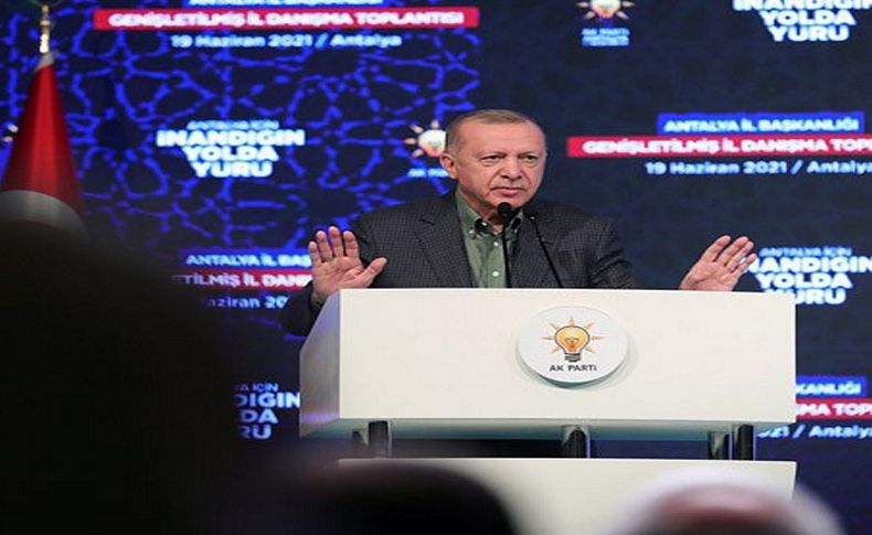 Cumhurbaşkanı Erdoğan: İzmir'deki provokatif saldırıyı en şiddetli şekilde kınıyoruz