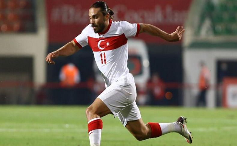 Halil Akbunar'dan transfer açıklaması: Mutluluğu Göztepe'de buldum