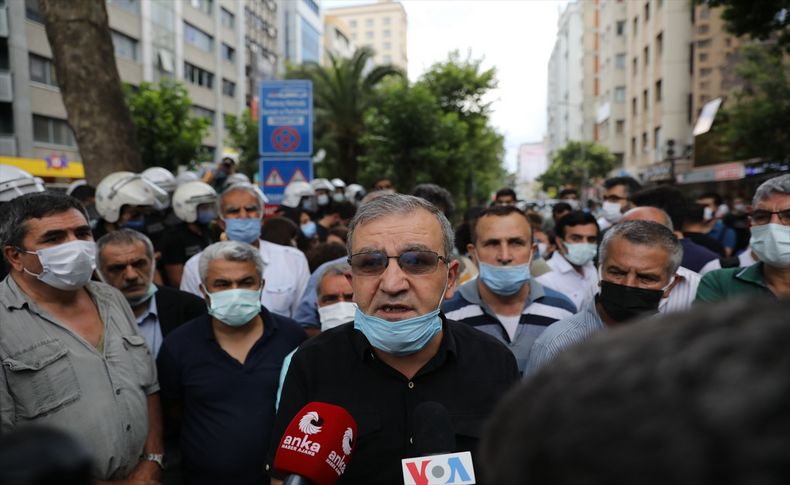 HDP İzmir İl Eş Başkanı Kadir Baydur'dan çağrı: HDP’ye ve demokrasiye sahip çıkın