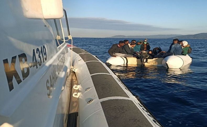 İzmir açıklarında 17 sığınmacı kurtarıldı