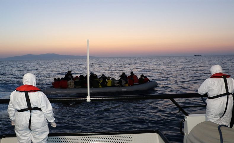 İzmir açıklarında 32 sığınmacı kurtarıldı