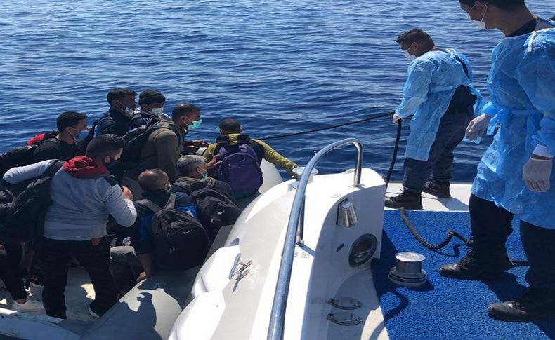 İzmir açıklarında 55 sığınmacı kurtarıldı