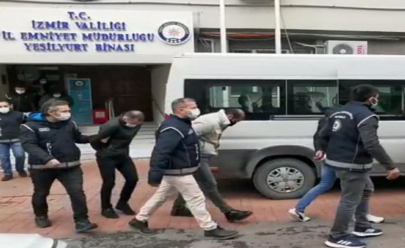 İzmir'de fuhuş operasyonu: 5 gözaltı
