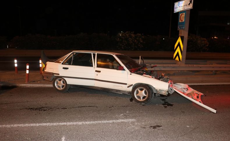 İzmir'de trafik kazası: 3 yaralı