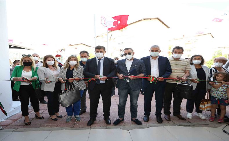Karşıyaka Çocuk Ağız ve Diş Sağlığı Merkezi açıldı