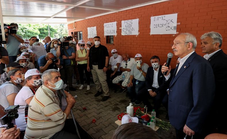 Kılıçdaroğlu, İzmir'de depremzedelerle bir araya geldi