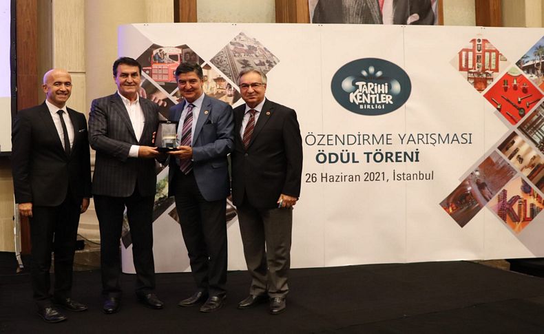 Konak’ın ödülü müzeye geldi