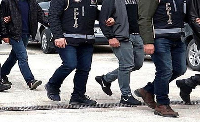 İzmir'de nitelikli dolandırıcılık operasyonu: 15 gözaltı