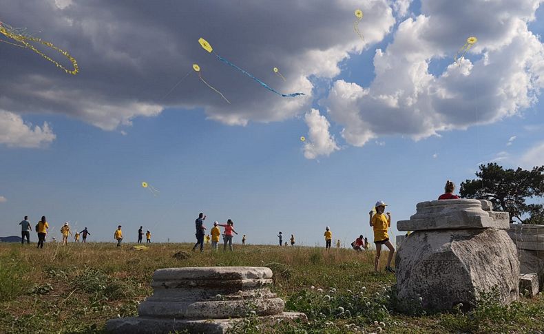 Tarihin çocuklarından UNESCO’ya uçurtmalarla selam