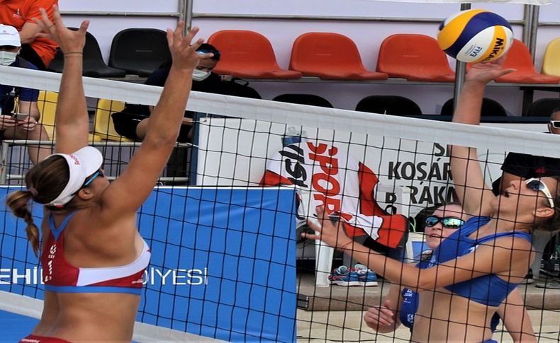 20 Yaş Altı Avrupa Plaj Voleybolu Şampiyonası İzmir'de başladı