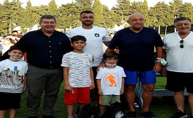 Çeşme Belediyespor Yaz Spor Okulları başladı