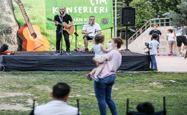 Hasanağa’da çim konserleri başladı