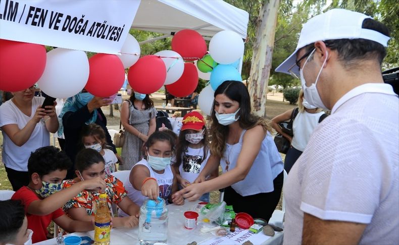 İzmir'deki okullarda telafi eğitim programı başladı