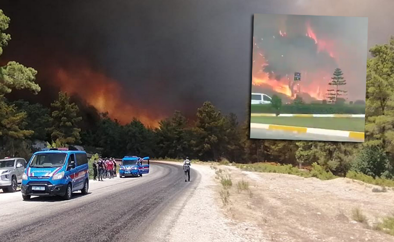 Manavgat'ta büyük yangın! 62 kişi etkilendi