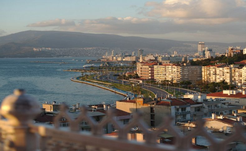 Aşı seferberliğinden İzmir’e iyi haber: Maviye döndük