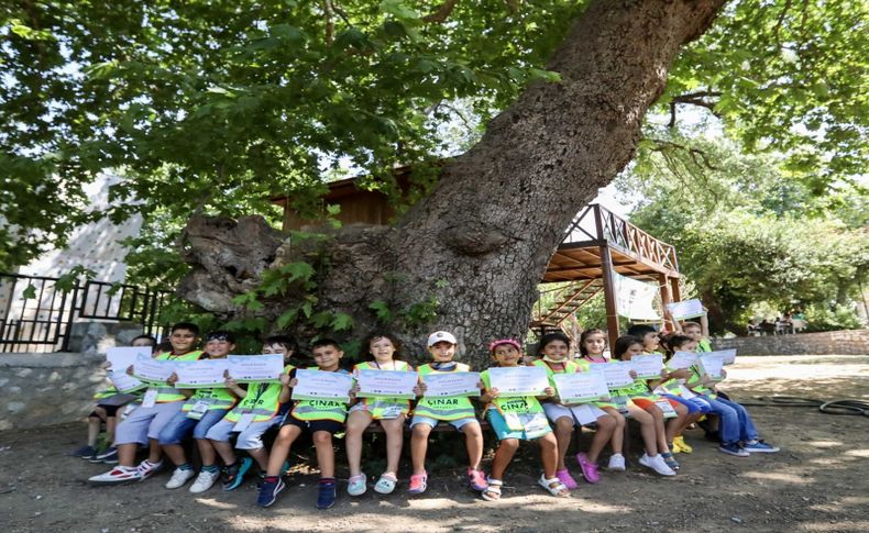 Buca’nın minikleri doğa kampında