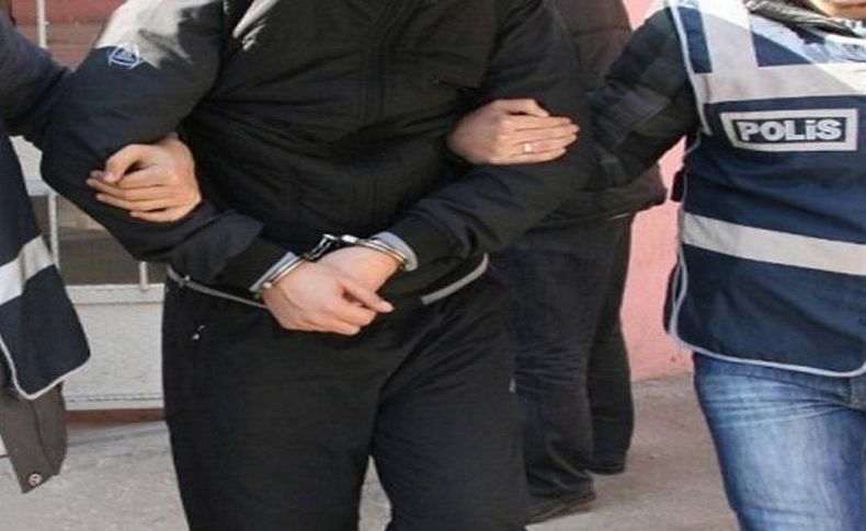 İzmir'deki kaçakçılık operasyonlarında 16 şüpheli yakalandı