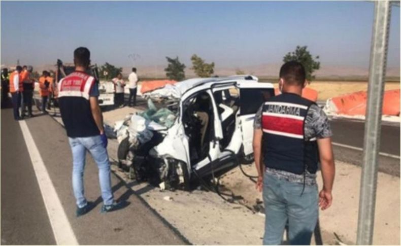 Konya'da feci kaza: 6 ölü, 2 yaralı!