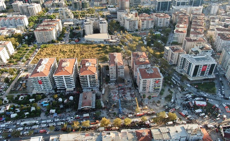 36 kişiye mezar olan Rıza Bey Apartmanı sanıklarından 'kağıt üzerinde imza' savunması