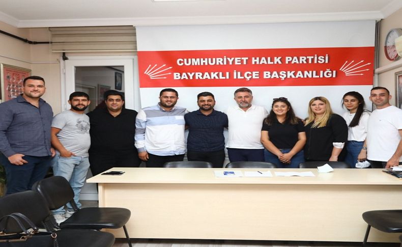 Başkan Sandal CHP Bayraklı Gençlik Kolları'yla buluştu