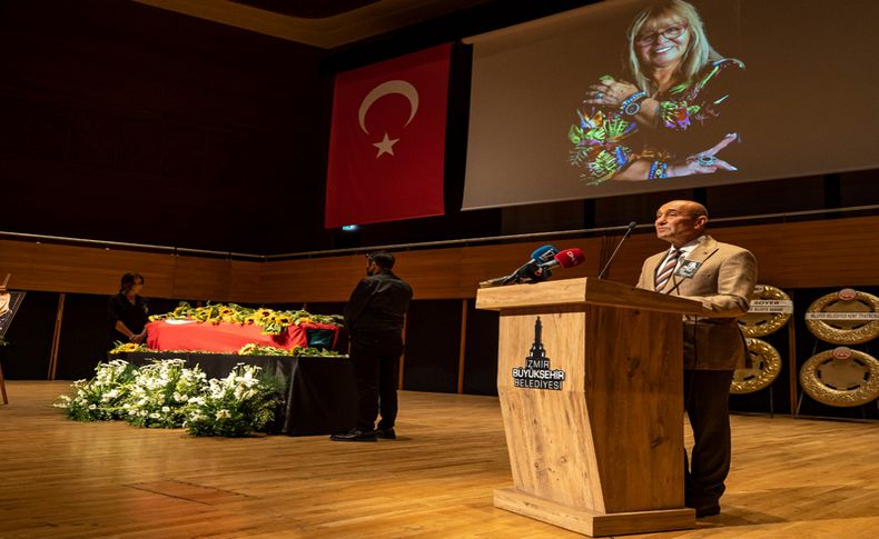 Başkan Soyer: “İzmir Şehir Tiyatroları’nı sonsuza kadar yaşatacağız”