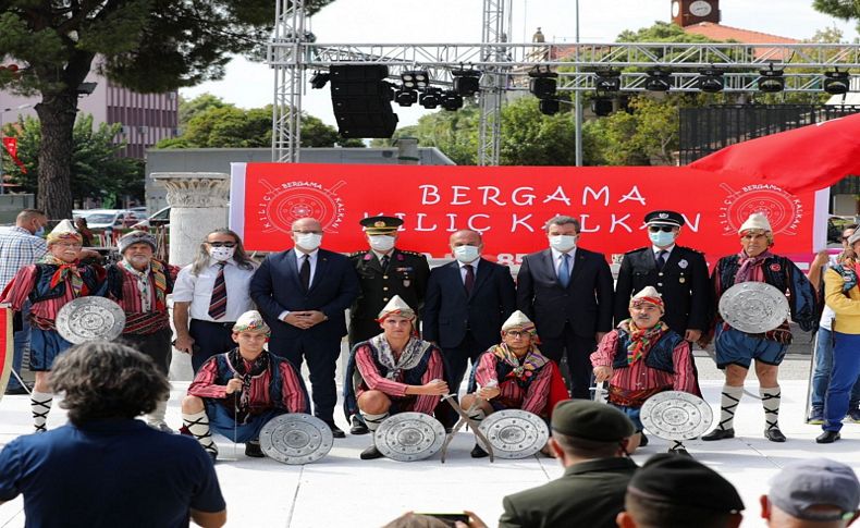 Bergama'da çifte coşku: Kermes ve Kurtuluş birarada