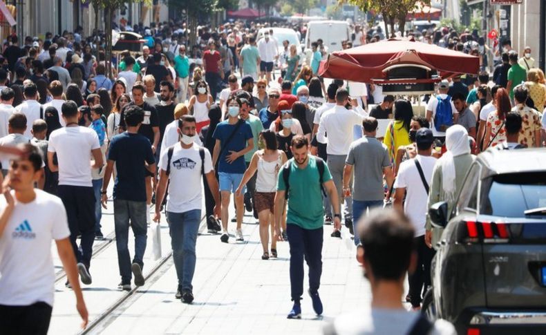 Bilim Kurulu Üyesi Gündüz'den korona açıklaması: Hız kesse de devam edecek