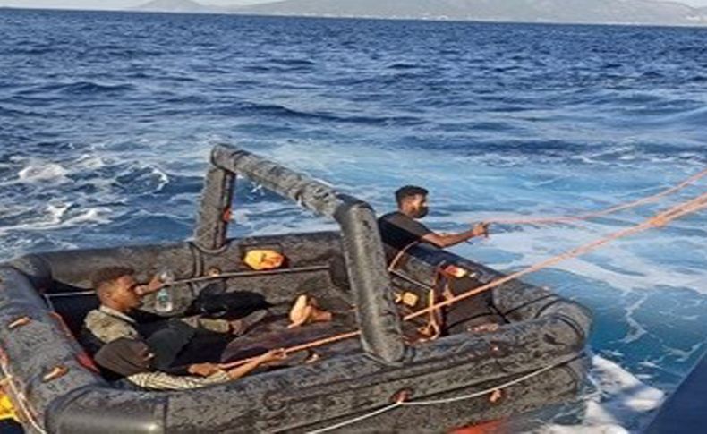 İzmir açıklarında 63 düzensiz göçmen kurtarıldı