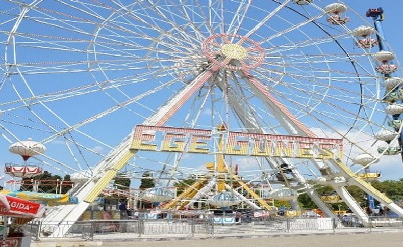 İzmirliler lunaparkı geri istiyor