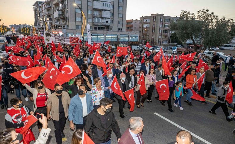 Aliağa’da emeğin ve barışın şöleni