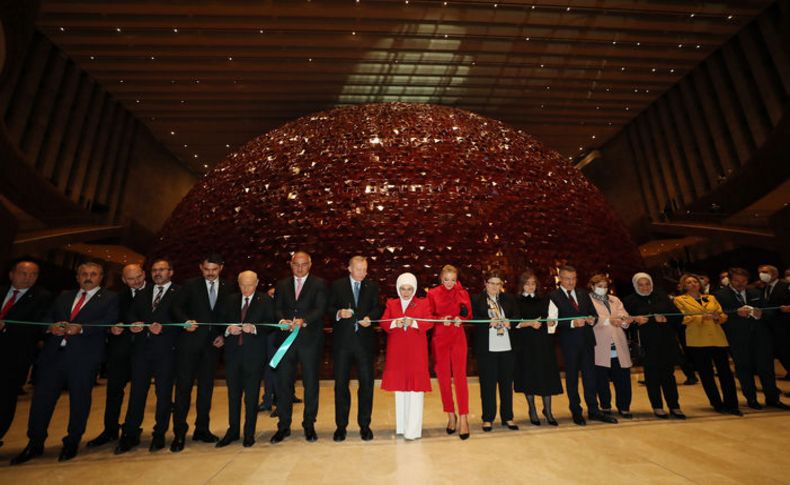 Atatürk Kültür Merkezi açıldı