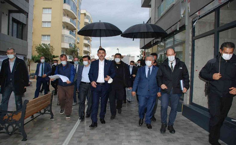 Bakan Kurum İzmir'de deprem konutlarını inceledi! İlk kez açıkladı