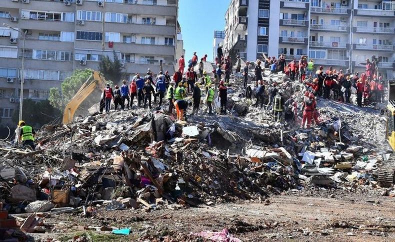 Depremde yitirilen canlar Çiğli'de unutulmayacak