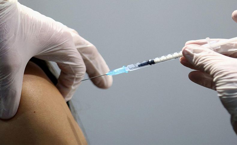 Covid-19 ile grip aşısı birlikte yapılabilir mi?