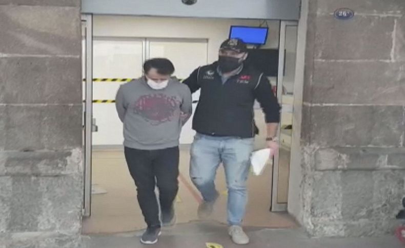 İzmir'de FETÖ adına yardım toplayan 2 şüpheli tutuklandı