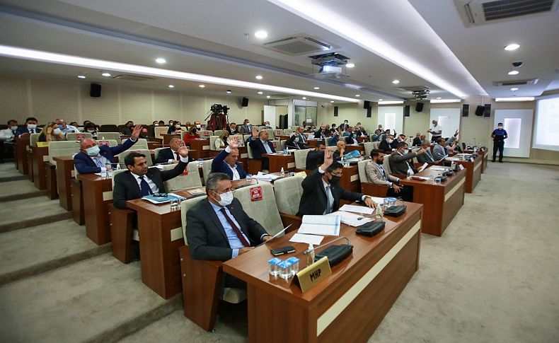 Karabağlar Belediyesi'nin 2022 bütçesi kabul edildi