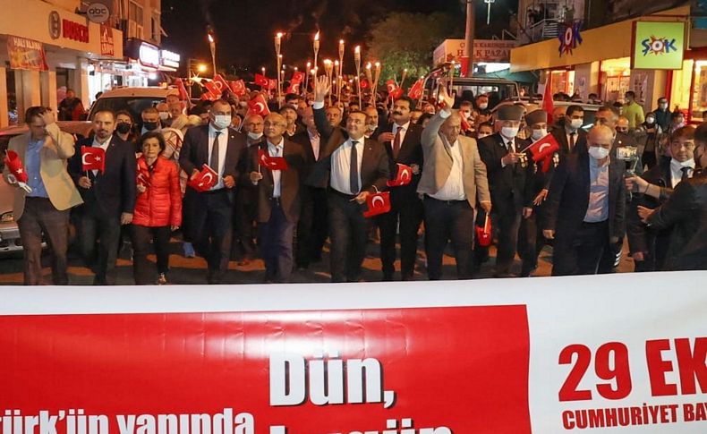 Konaklılar Cumhuriyet Bayramını Gültepe’de kutladı