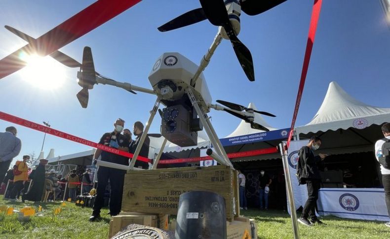 Türkiye üretti! Dünyanın ilk lazer silahlı dronu