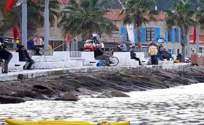 Balıkçılar Foça'yı mesken tuttu