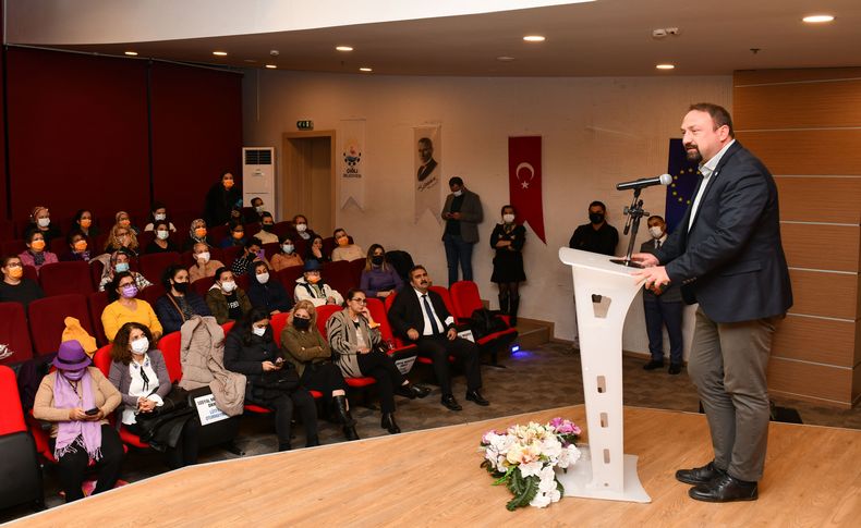 Başkan Gümrükçü kadınlara seslendi: Birlikte yürüyeceğiz