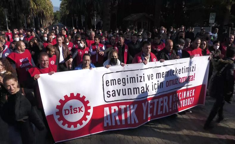 İzmir'de işçilerden eylem; 'Yeter artık, geçinemiyoruz'