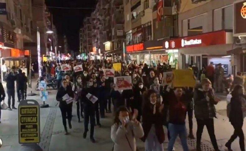 İzmir'de vatandaşlar iktidarı protesto etti
